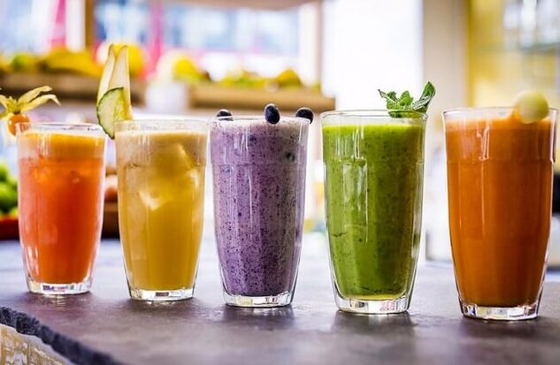 Types of smoothies based on berries, fruits and vegetables